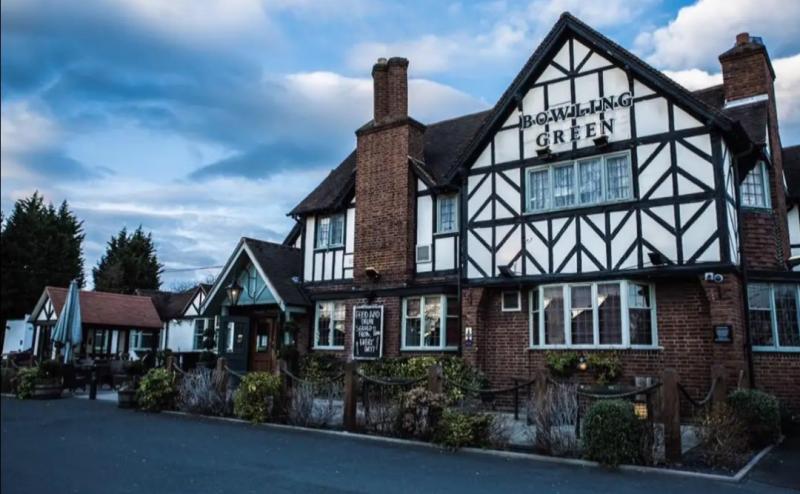 The Bowling Green LICHFIELD Staffordshire Pub Info Publocation the-bowling-green-lichfield-staffordshire-pub-info-publocation