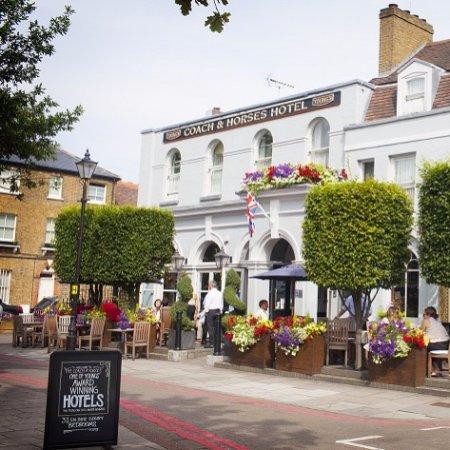 Exploring Coach and Horses Kew Green: A Hidden Gem in Richmond