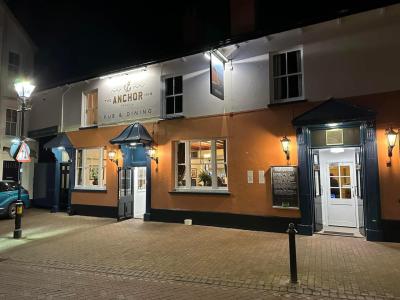 Anchor Inn - image 1