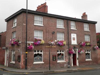 Arden Arms - image 1