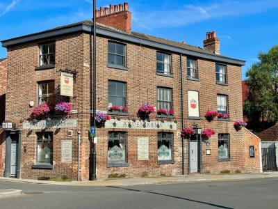 Arden Arms - image 1 Arden Arms - image 1