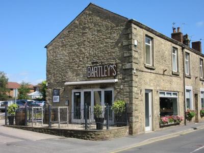 Bartleys Bar - image 1