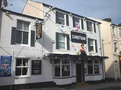 Chieftain Hotel - image 1