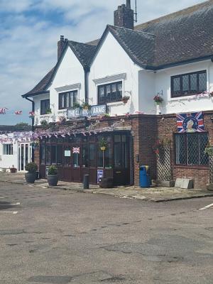 The Clinton Arms - image 1