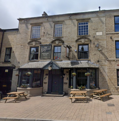 The Commercial Hotel - image 1 The Commercial Hotel - image 1