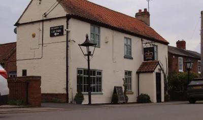 The Crown Inn - image 1