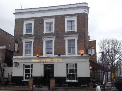 The De Beauvoir Arms - image 1