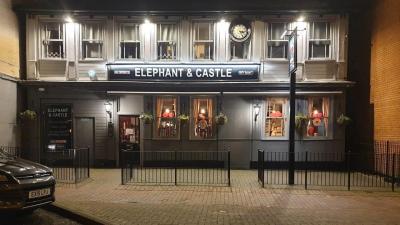 Elephant & Castle - image 1