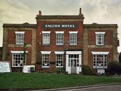 FALCON INN - image 1