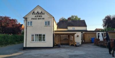 FARMERS ARMS - image 1