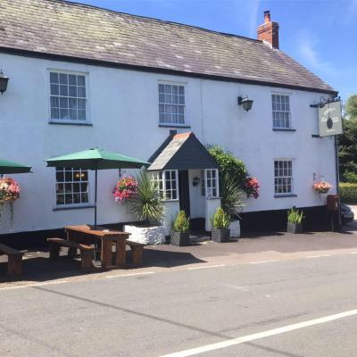 The Flintlock Inn - image 1