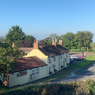 The Fox And Hounds - image 1