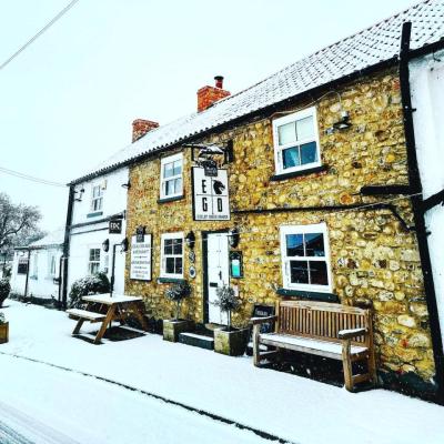 Green Dragon Inn - image 1