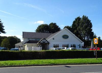 Harvester Pub and Grill - image 1