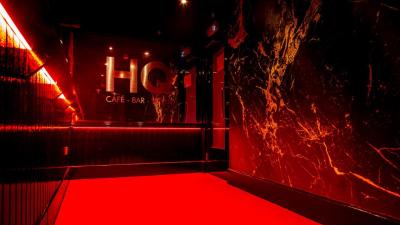 HQ Cafe Bar - image 1