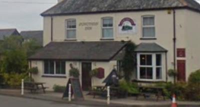 The Junction Inn - image 1