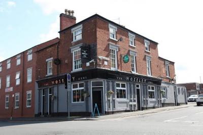 Moseley Arms - image 1