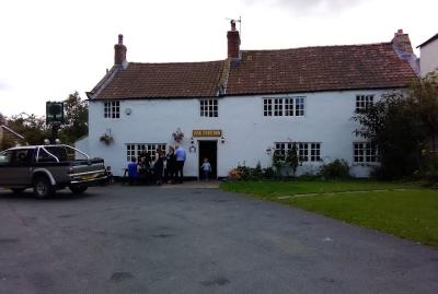 Oak Tree Inn - image 1