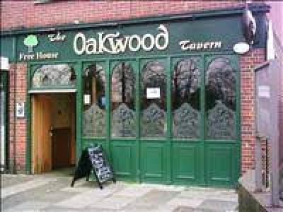 Oakwood Tavern - image 1