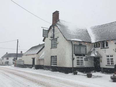 Old Inn Kilmington - image 2