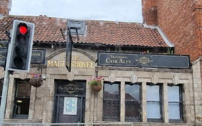 Old Malt Shovel - image 1