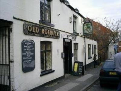 Old Roebuck Inn - image 1