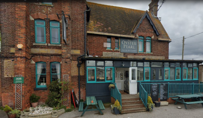 The Oyster Pearl Pub And Restaurant Ltd - image 1 The Oyster Pearl Pub And Restaurant Ltd - image 1