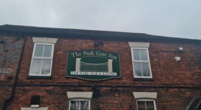 Park Gate Inn - image 1