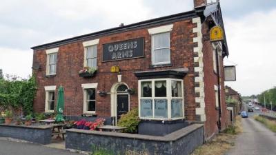 Queens Arms - image 1