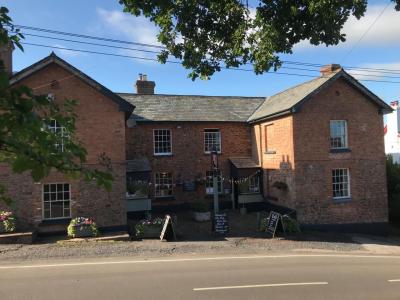 The Red Lion Inn - image 1