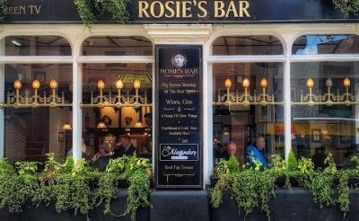 Rosie's Bar - image 1