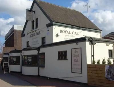 The Royal Oak - image 1