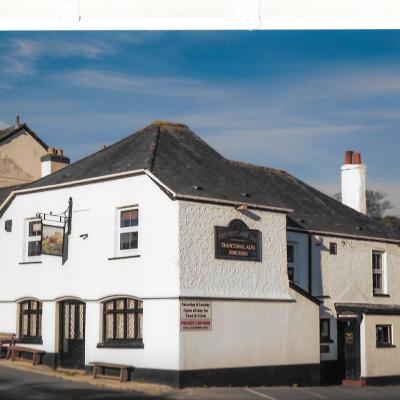 The Skylark Inn - image 1