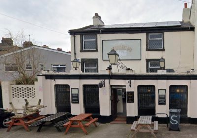 Smugglers Den - image 1