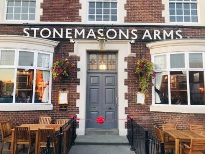The Stonemasons Arms - image 1
