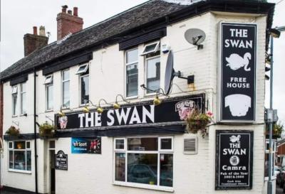 SWAN INN - image 1