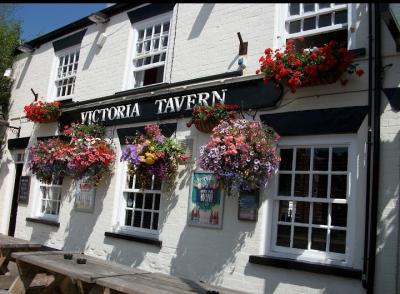 Victoria Tavern - image 1