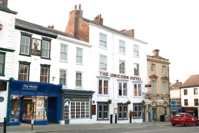 Wetherspoons The Unicorn Hotel - image 1