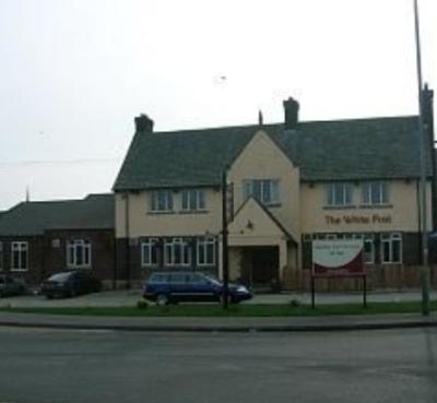 The White Post Inn - image 1