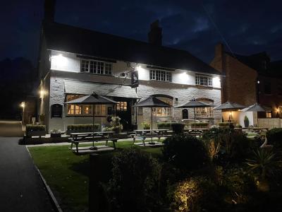 The White Swan Inn - image 1