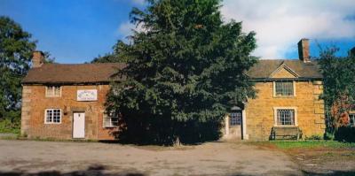 YEW TREE INN - image 1