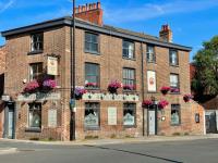 Arden Arms - image 1