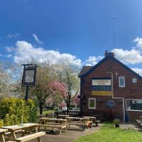 Carriers Arms - image 1