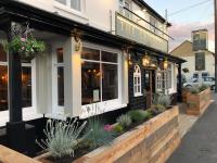 The Cricketers Inn - image 1