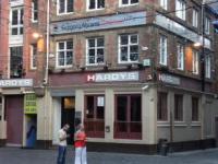 Hardys Bar - image 1