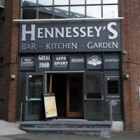 Hennesseys Bar - image 1