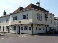 Kings Arms Hotel - image 1
