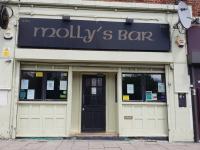 Mollys Bar
