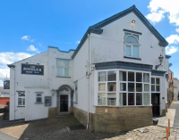 Roebuck Hotel - image 1