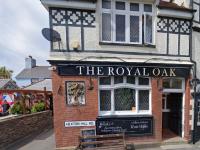Royal Oak Inn - image 1